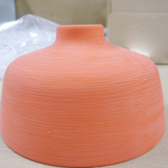 Suspension COPPA forme cloche en céramique couleur Corail fait main