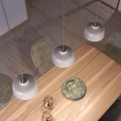 Suspension COPPA forme cloche en céramique blanche fait main