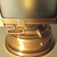 Ancienne lanterne SNCF - 1940 - restaurée et électrifiée