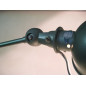 Lampe Jielde 2 bras vert clair industrie sur socle en Cyprès Lampe Jielde 2 bras vert clair industrie sur socle en Cyprès