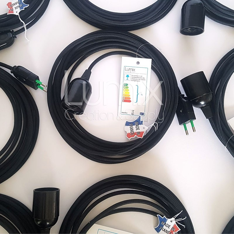 COMMANDE PRIVÉE F1589 (50 lampes à suspendre LB1 et 50 ampoules ST64 LED COMMANDE PRIVÉE F1589 (50 lampes à suspendre LB1 et 50 ampoules ST64 LED