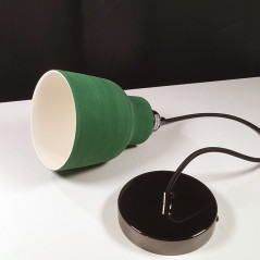 Suspension COPPA forme vase en céramique finition vert feuille