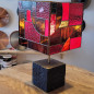 Lampe à poser LUXF-SERIE1 en vitrail Tiffany, béton noir, cuivre et laiton Lampe à poser LUXF-SERIE1 en vitrail Tiffany, béton noir, cuivre et laiton