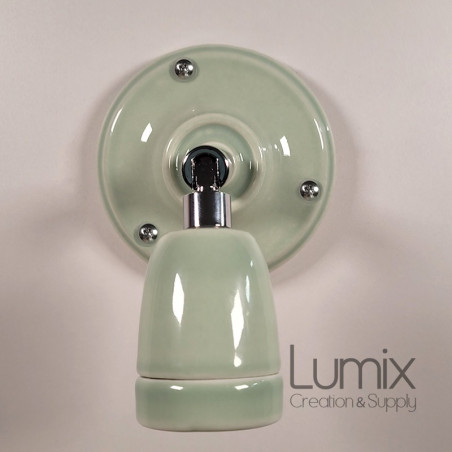 Lampe applique murale orientable en porcelaine vert pastel et métal chromé