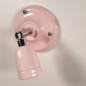 Lampe applique murale orientable en porcelaine rose pastel et métal chromé Lampe applique murale orientable en porcelaine rose pastel et métal chromé