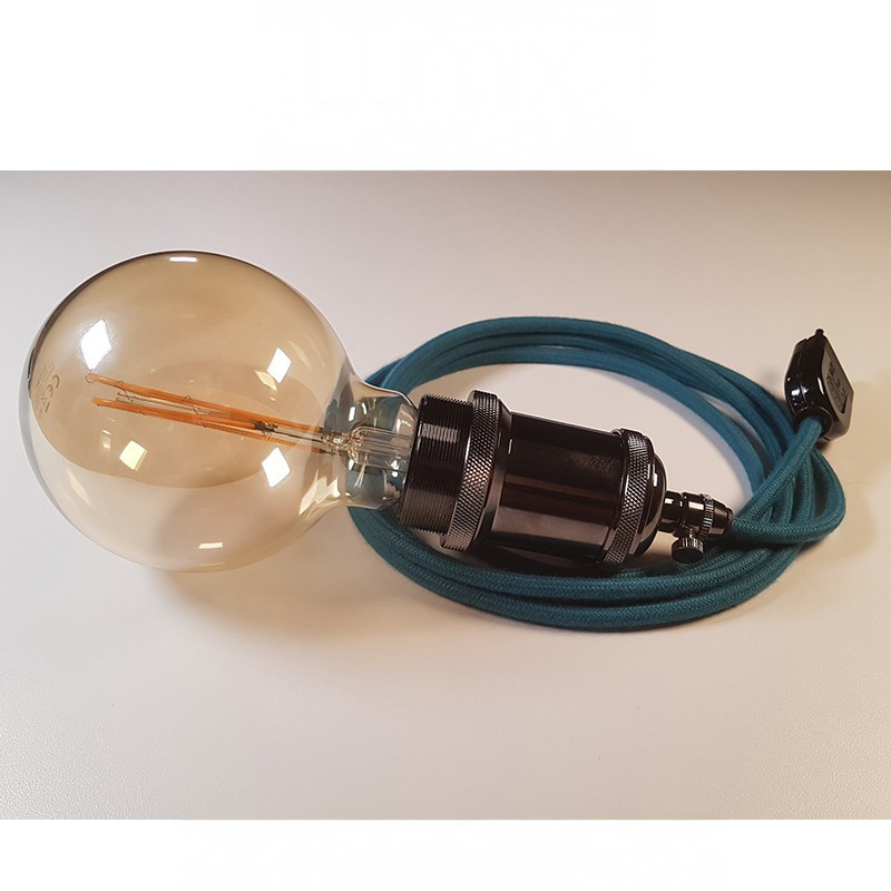 Lampe à suspendre douille vintage métal Perle noire de Tahiti avec interrupteur rotatif intégré et câble bleu lagon Lampe à suspendre douille vintage métal Perle noire de Tahiti avec interrupteur rotatif intégré et câble bleu lagon