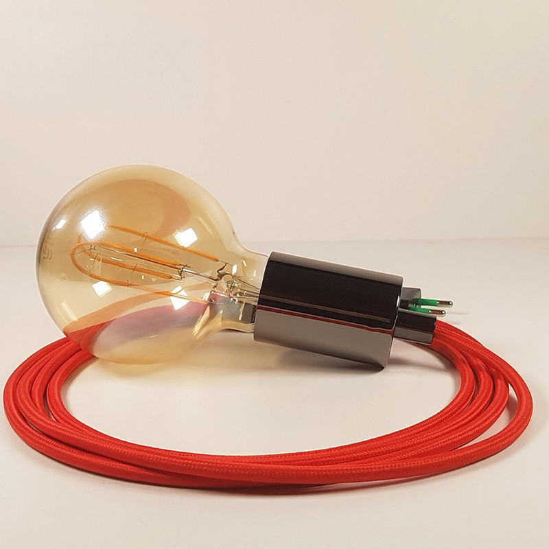 Lampe à suspendre type baladeuse porte-douille métal lisse Perle noire de Tahiti - Câble textile rouge. Lampe à suspendre type baladeuse porte-douille métal lisse Perle noire de Tahiti - Câble textile rouge.